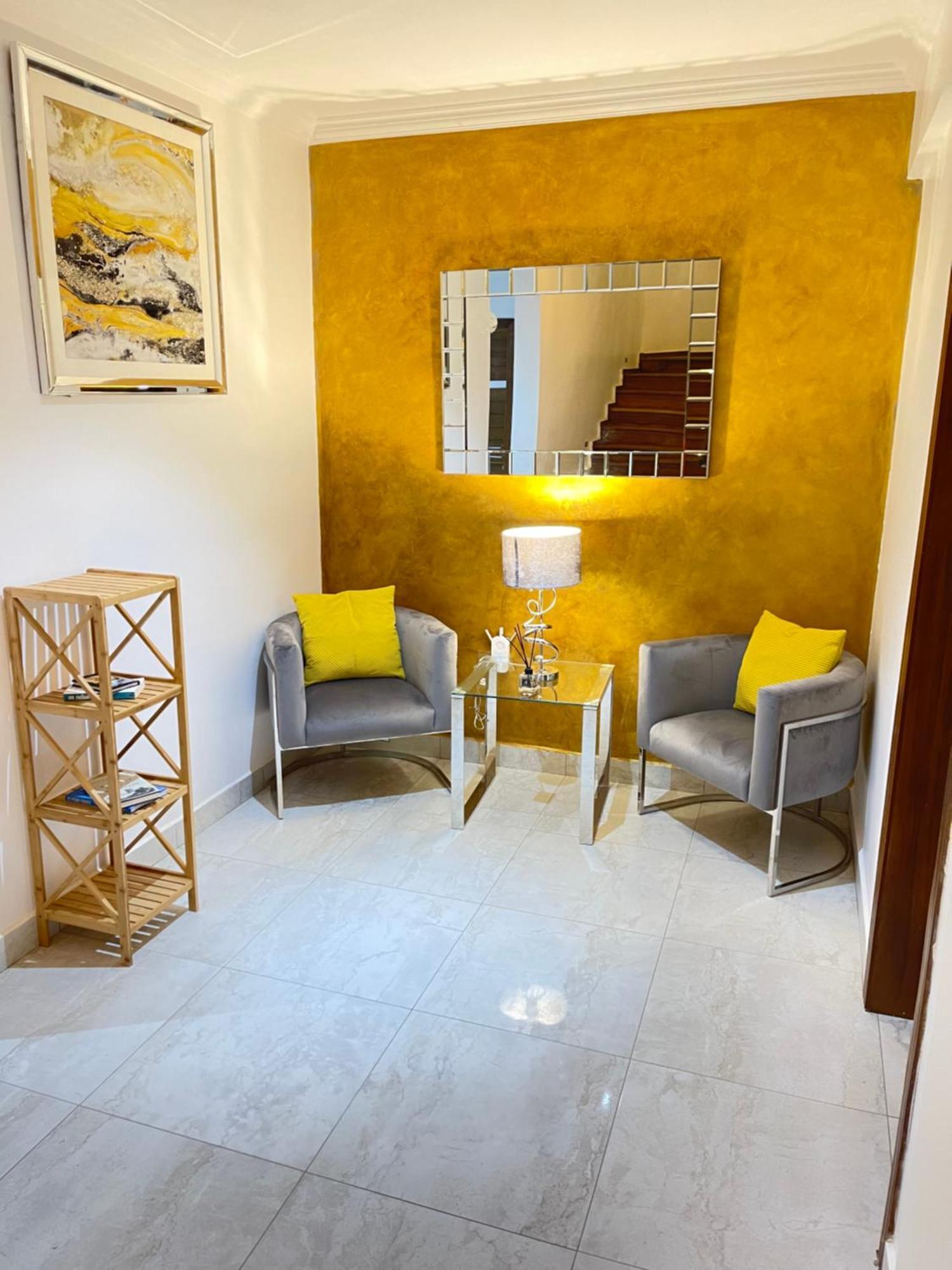 The Vittins Apartment Accra Exterior photo